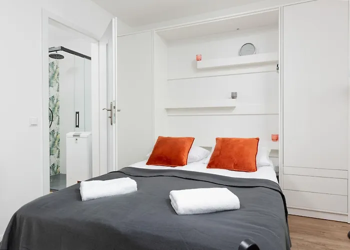 Studio Apartment Ochota Siemienskiego By Noclegi Renters