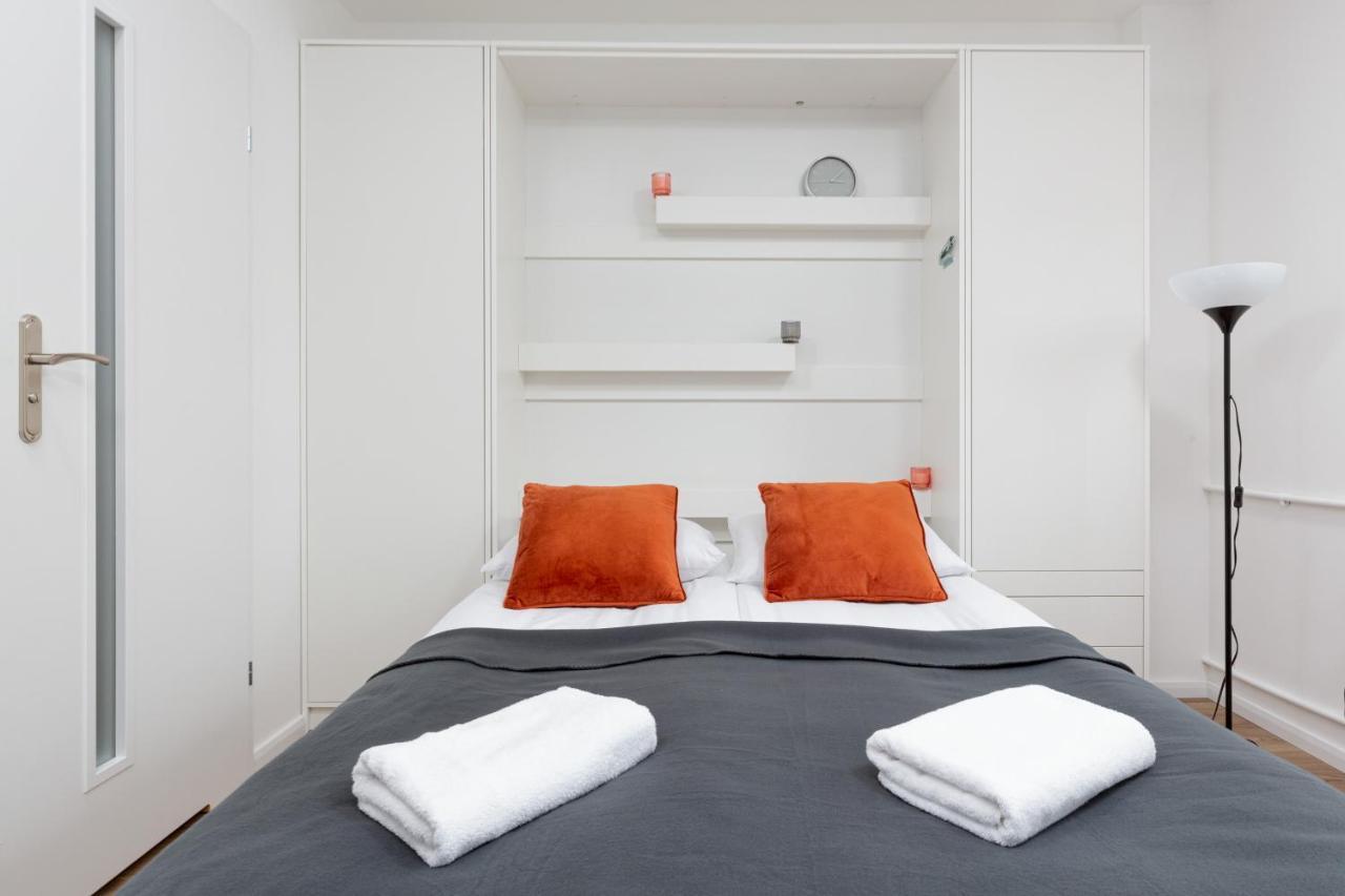 Ochota Siemienskiego By Renters * Warsaw